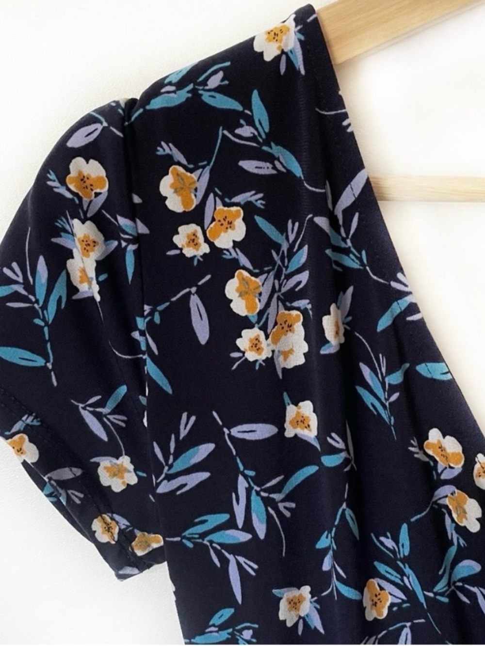 Kaileigh Stitch Fix Amandine Knit Surplice Floral Fit and Flare Dress Size S - Picture 5 of 7